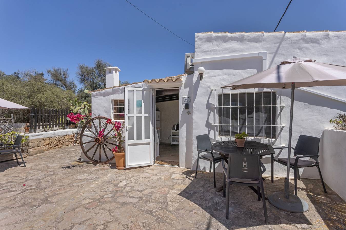 Ferienhaus 'Can Vital 1' mit privater Terrasse, Wi-Fi und Klimaanlage in Formentera, Balearen