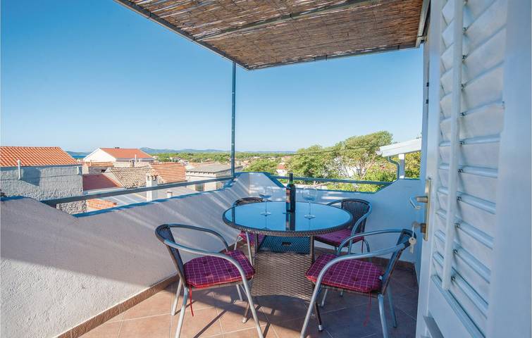 Ferienwohnung für 2 Personen, mit Terrasse in Pakostane - 3