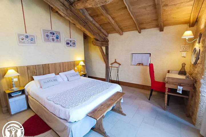 Location de vacances pour 4 personnes, avec jardin et piscine à Cremps - 3