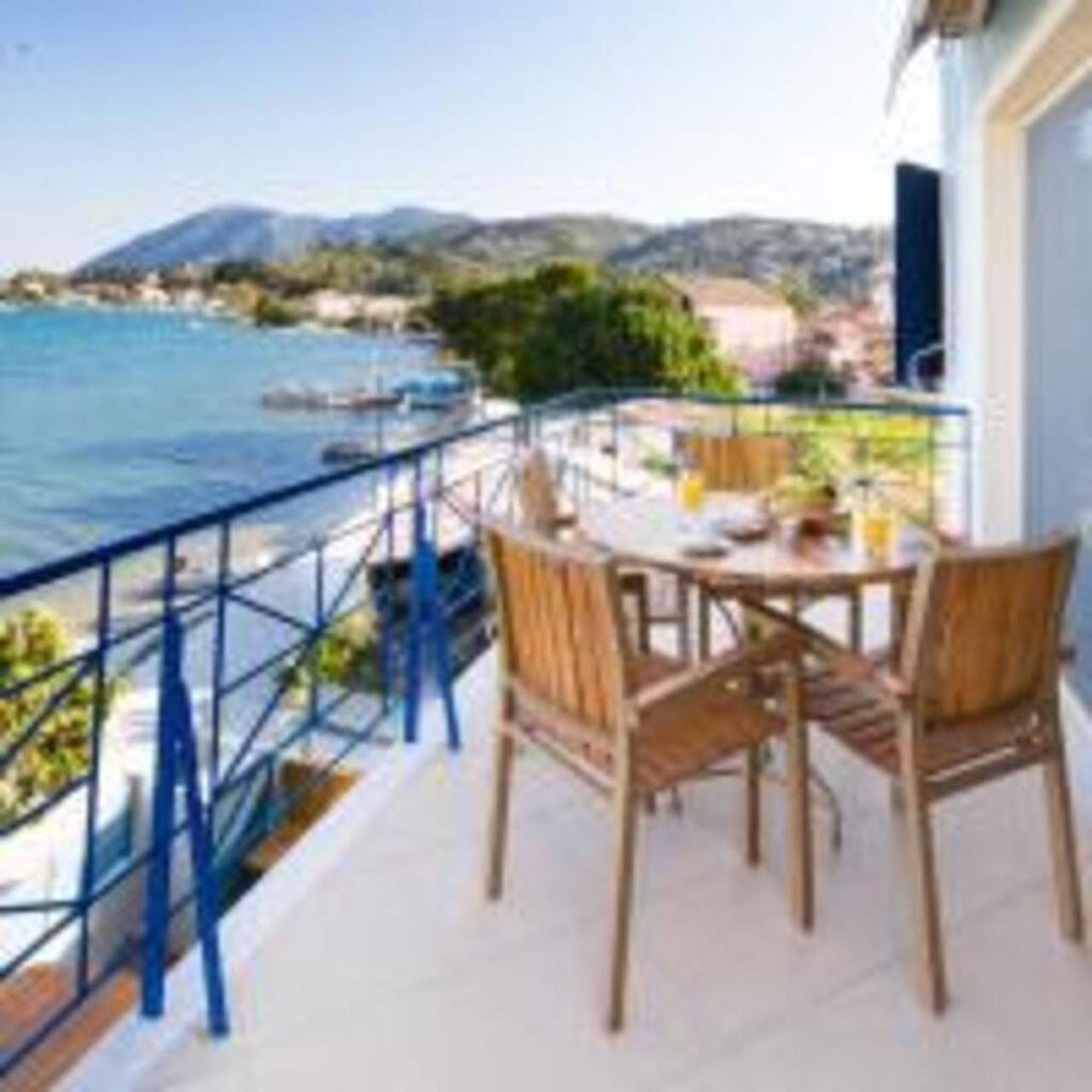 Ολόκληρο το διαμέρισμα, Salty Breeze Beachfront Apartment in Λυγιά, Ελλάδα