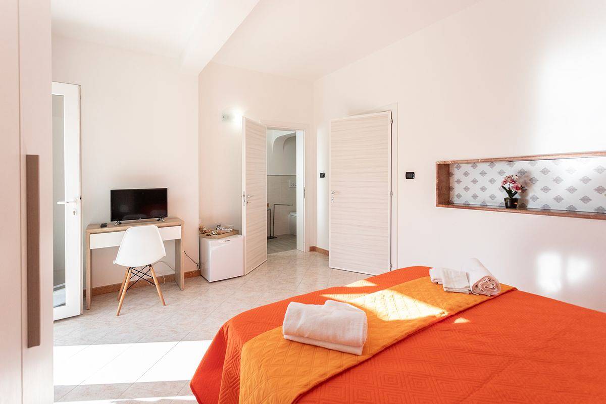 Apart Hotel Mirella camera 1 -Salento Reservation in Racale, Golfo di Taranto