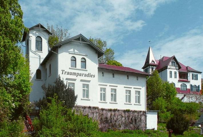 Ferienhaus für 2 Personen, mit Terrasse und Garten