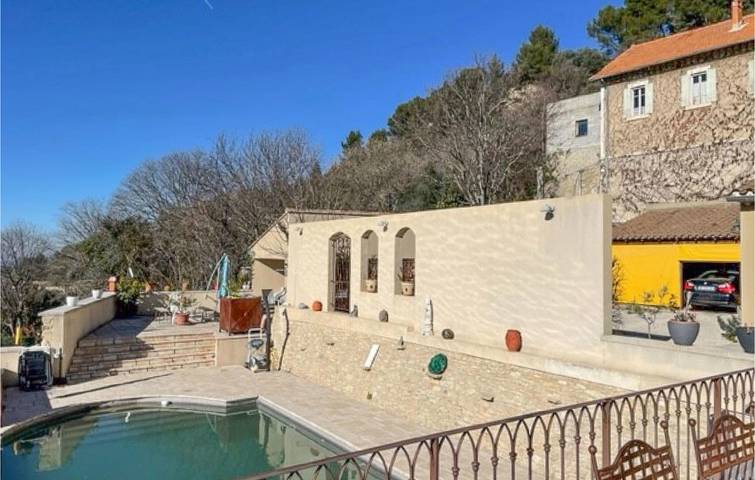 Location de vacances pour 8 personnes, avec Terrasse à La Roque-sur-Pernes - 4