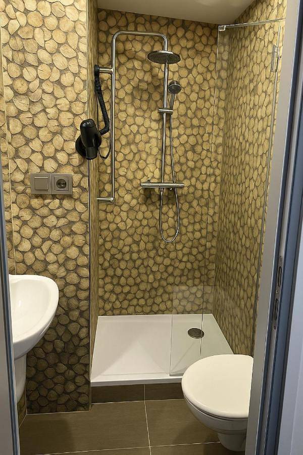 Chambre d’hôte pour 4 personnes, avec terrasse et vue à Achensee - 2