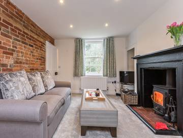 Holiday Rental for 7 People in Boldre, New Forest National Park, Photo 2
