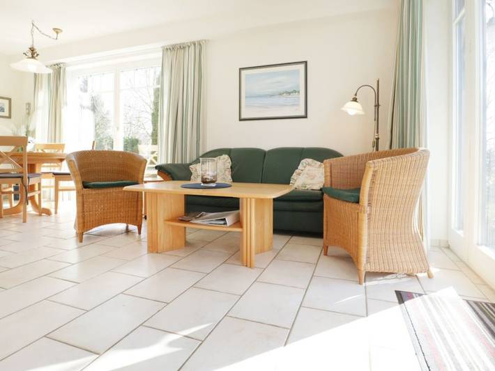 Ferienwohnung für 4 Personen, mit Terrasse und Garten in Redewisch - 3