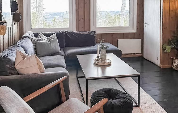Ferienhaus für 8 Personen mit Sauna in Bø