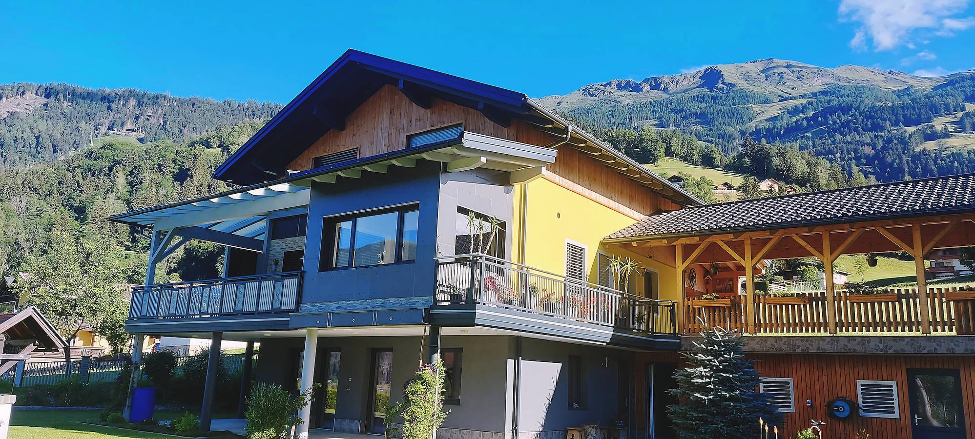 Ganze Wohnung, Apartment 'Koni´s Ferienwohnung' mit Bergblick und überdachten Autoabstellplatz in Rangersdorf, Oberkärnten