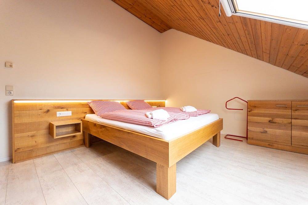 Ganze Wohnung, Altes Bauernhaus - Jagdwohnung in Schmallenberg, Hochsauerlandkreis