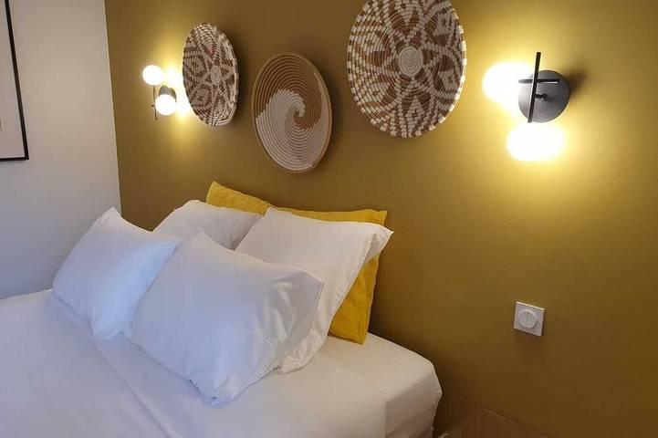 Location de vacances pour 8 personnes, avec terrasse et jardin à Plouénan - 2