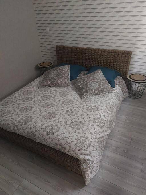 Location de vacances pour 5 personnes, avec jardin et terrasse à Monteaux - 2