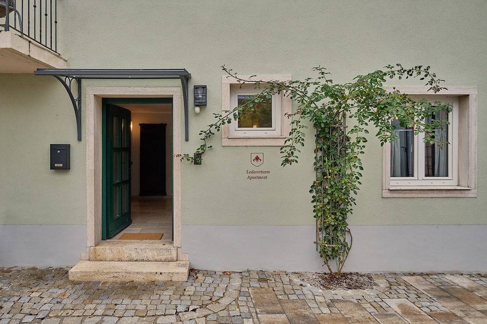 Ganze Wohnung, Apartment mit Balkon / 1 Schlafzimmer in Kelheim, Ostbayern