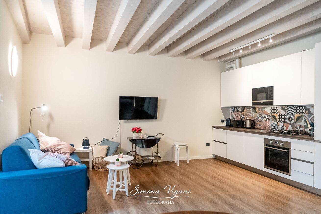 Geheel appartement, Vakantieappartement voor 2 personen in Lovere, Iseomeer