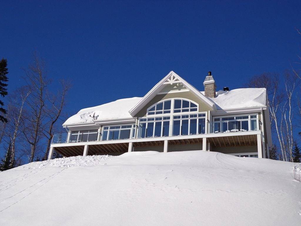 L'Aquitaine - Außergewöhnliche 180-Grad-Blick auf den St.-Lorenz-Strom in Le Massif