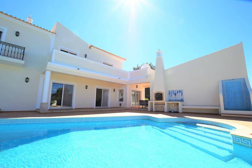 Casa vacanza a Almancil a partire da 322€ a notte