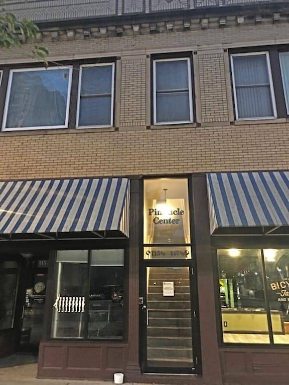 Vacation rental for 4 people, with hot tub in South Bend