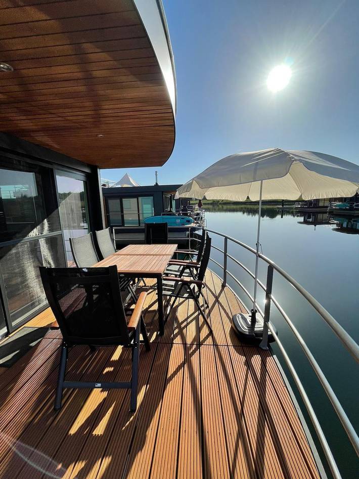 Ferienhaus für 6 Personen, mit Balkon am Bärwalder See