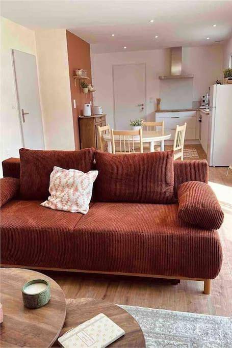 Location de vacances pour 6 personnes, avec vue et jardin à Gerde (homonymie) - 3