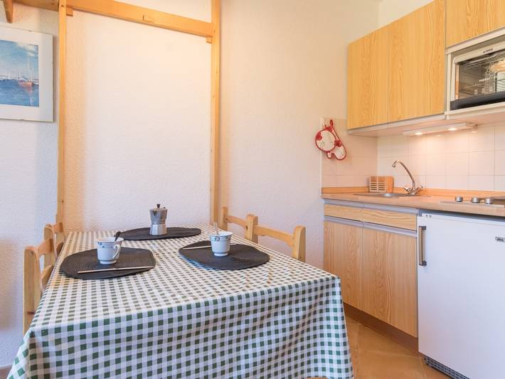 Appartement entier, Studio cosy 3 pers Montgenèvre, balcon sud, 20m² in Montgenèvre, Région de Briançon