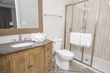 Hotel for 19 Guests in Fort Morgan, Alabama Gulf Coast, Picture 1