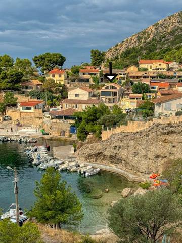 Gîte pour 2 personnes, avec terrasse et jacuzzi dans les Bouches-du-Rhône