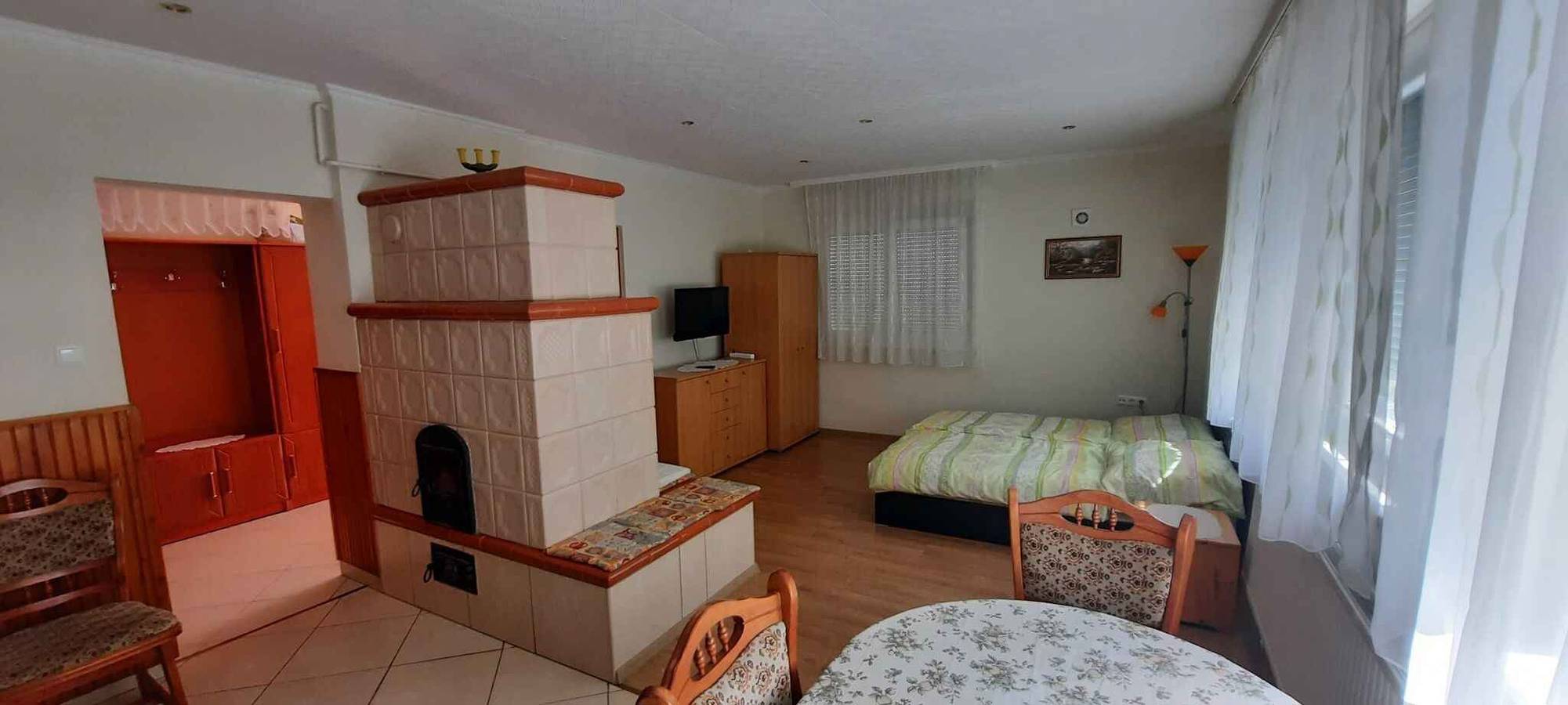 Entire holiday apartment, Holiday apartment with Wlan and air conditioning in Keszthely, Keszthely region