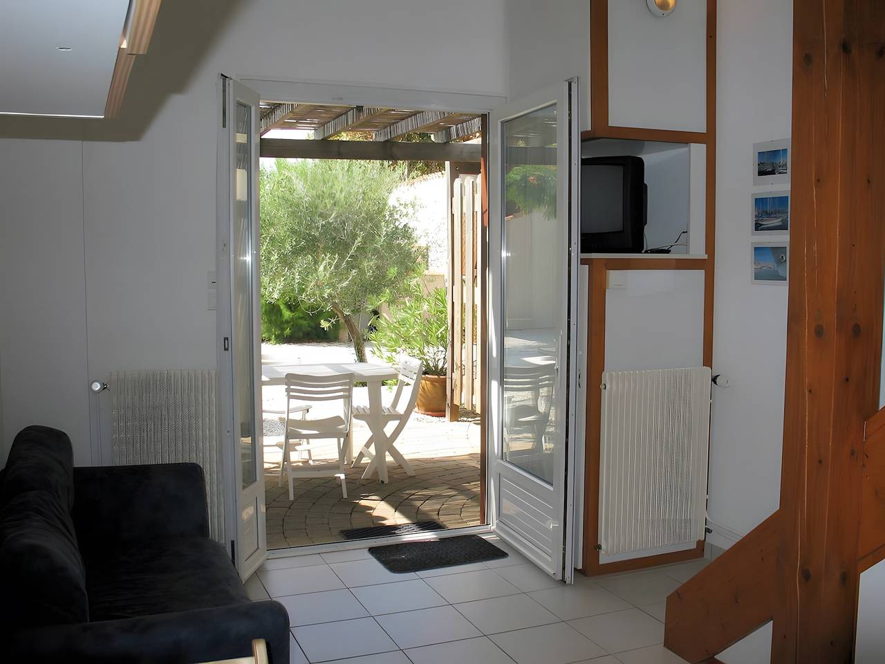 Maple Cottage, 5 Minutes from La Rochelle in Périgny, La Rochelle region