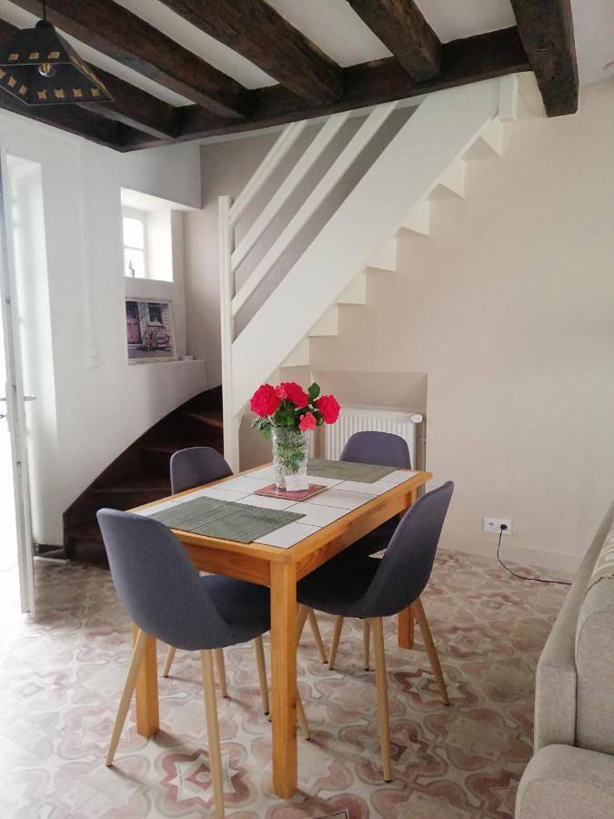 Gîte pour 3 personnes, avec terrasse à Lignières-de-Touraine - 4