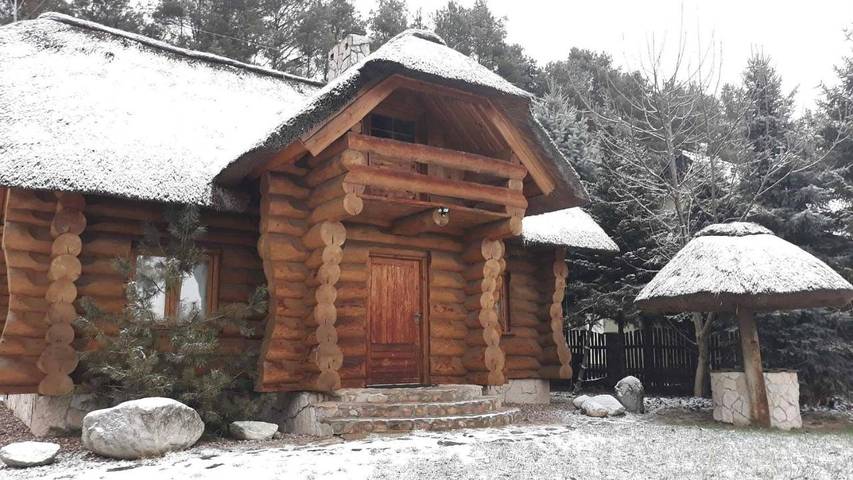 Location de vacances pour 8 personnes, avec sauna ainsi que terrasse et vue dans Kobyla Gora
