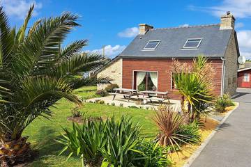 Gîte pour 4 personnes, avec jardin et terrasse, animaux acceptés à Lampaul-Plouarzel