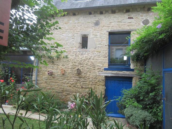 Gîte pour 7 personnes, avec terrasse, adapté aux familles à Le Quiou