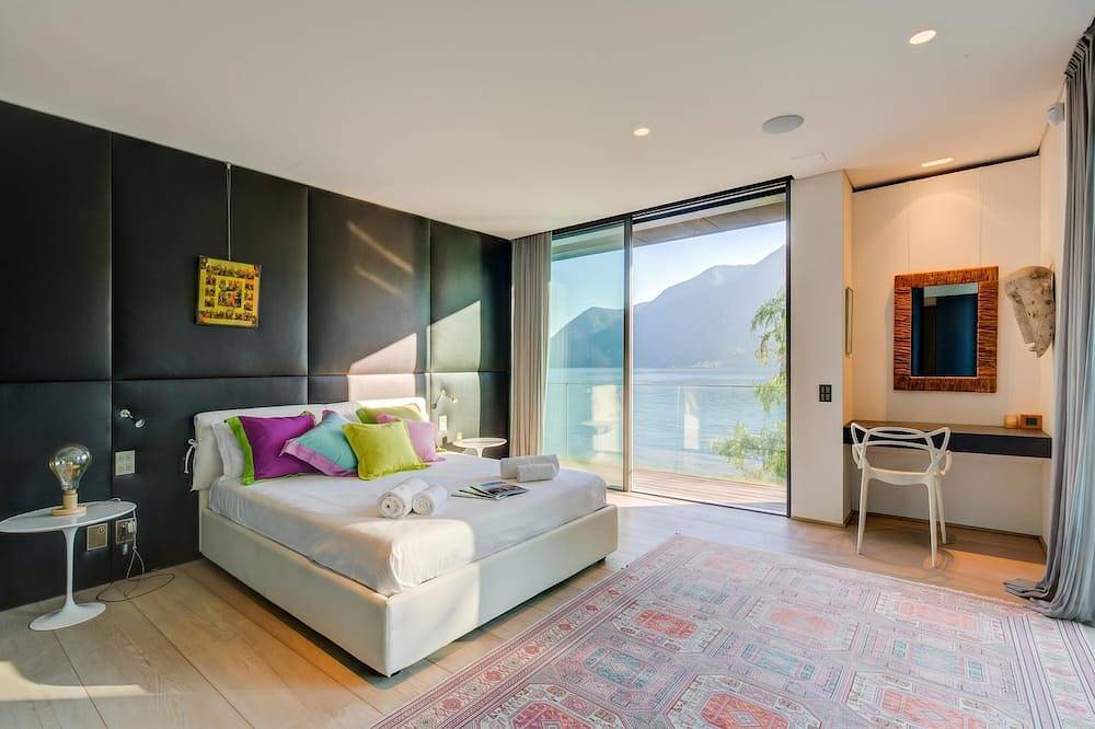 Maison Sur l'Eau, Paradiso (Lugano), Switzerland in Paradiso, Luganersee