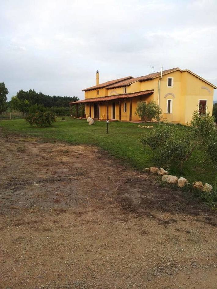 B&b per 3 persone, con Terrazza e Giardino ad Oristano