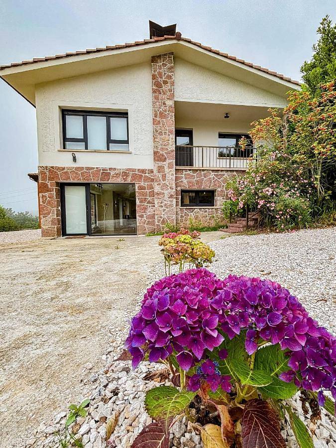 Ferienhaus für 8 Personen, mit Garten und Ausblick - 1