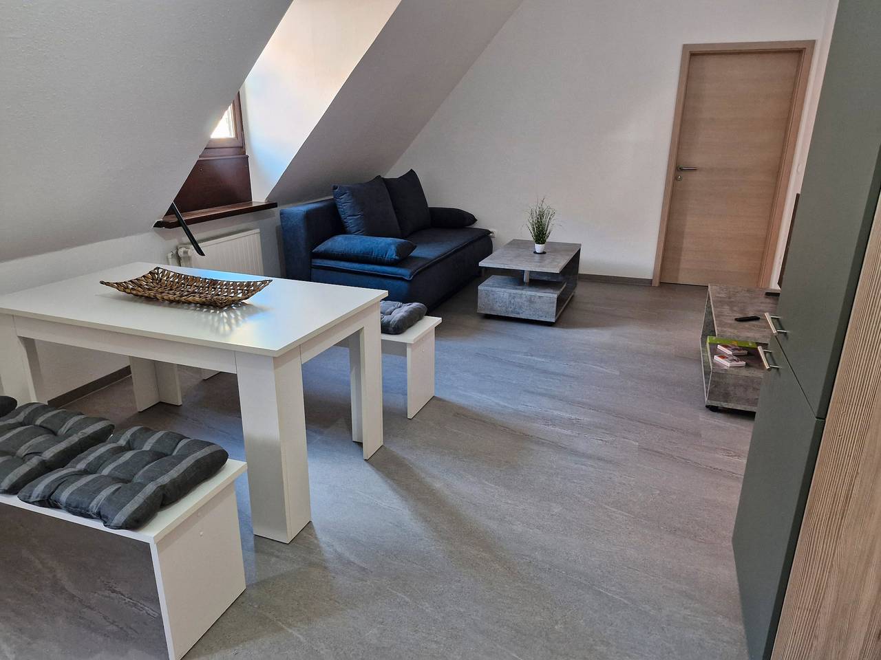 Ganze Wohnung, Ferienwohnung 'Weitblick' mit Wi-Fi in Pottenstein, Frankenalb