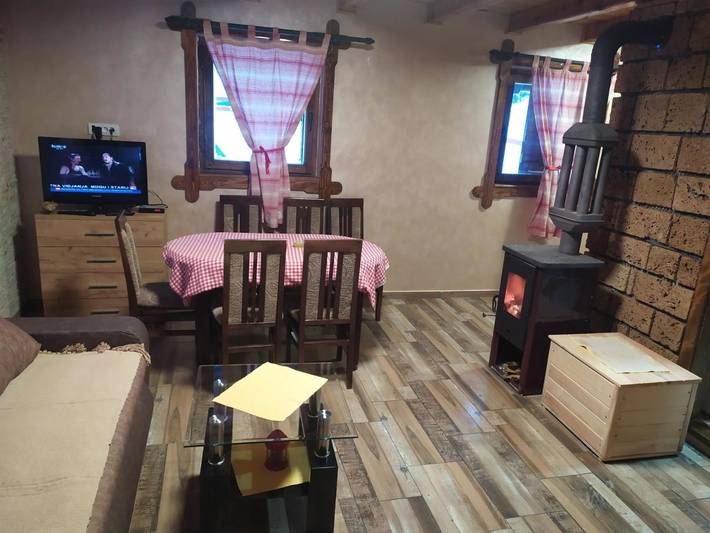 Domek letniskowy dla 8 osób, z widok i ogród w Serbia