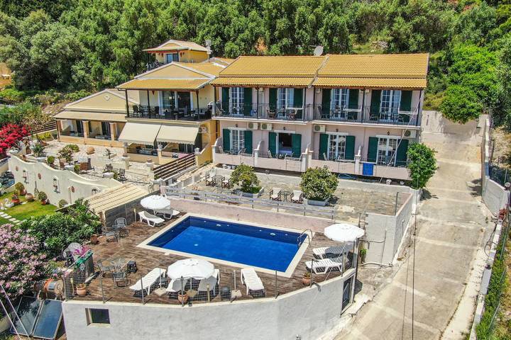 Apartahotel para 2 personas, con balcón en Grecia