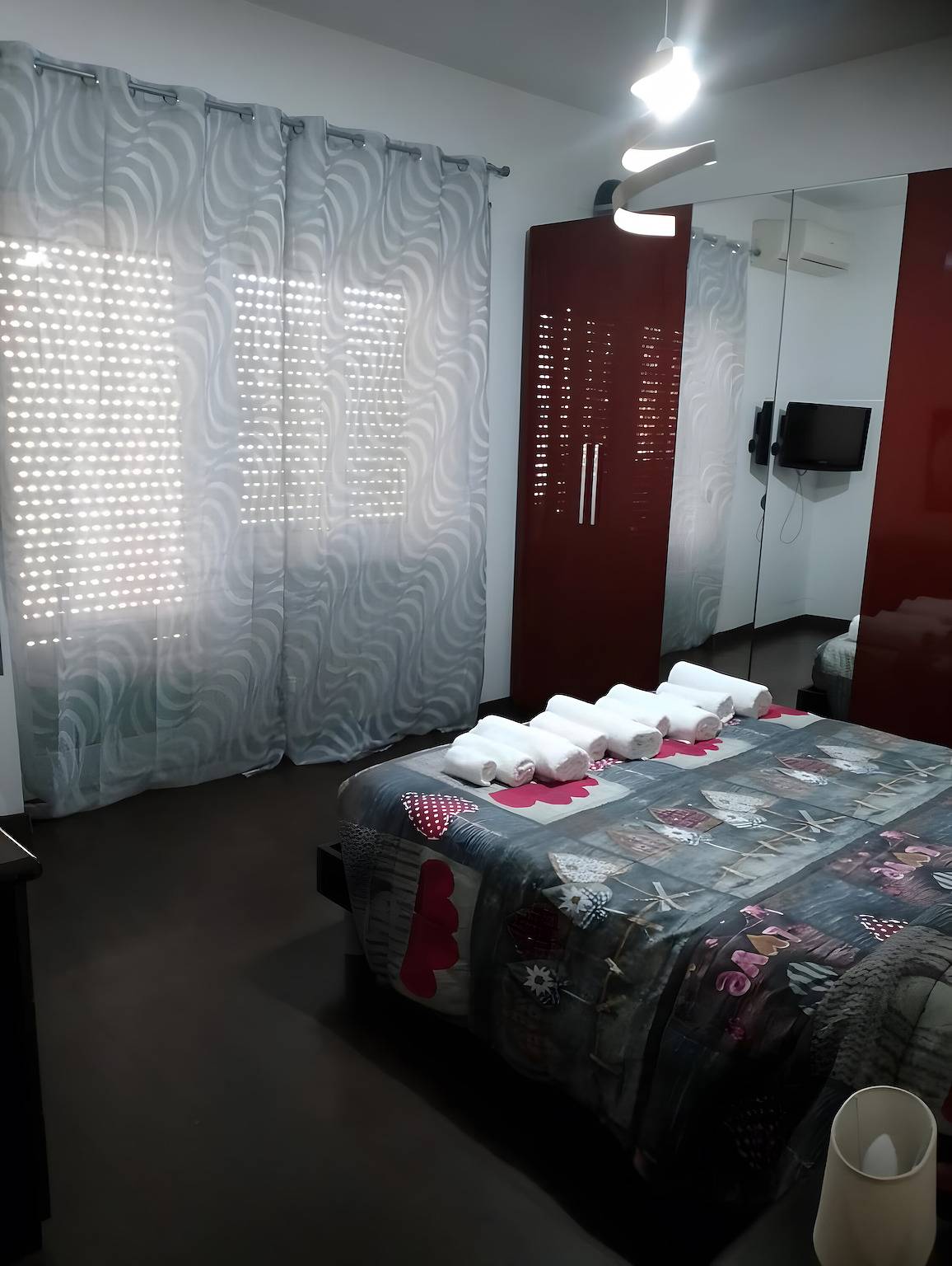 Apartamento entero, Apartamento 'Pinetina Roma' con Balcón, Wi-Fi y Aire Acondicionado in Primavalle, Roma