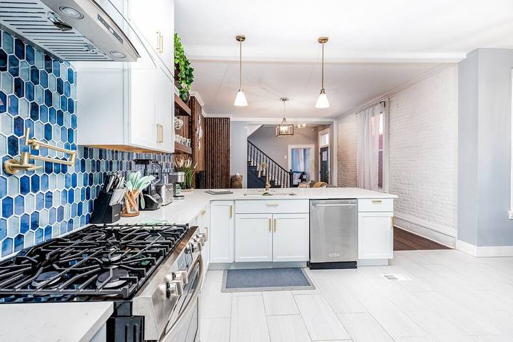 Apartment for 10 people, with balcony and yard in St. Louis