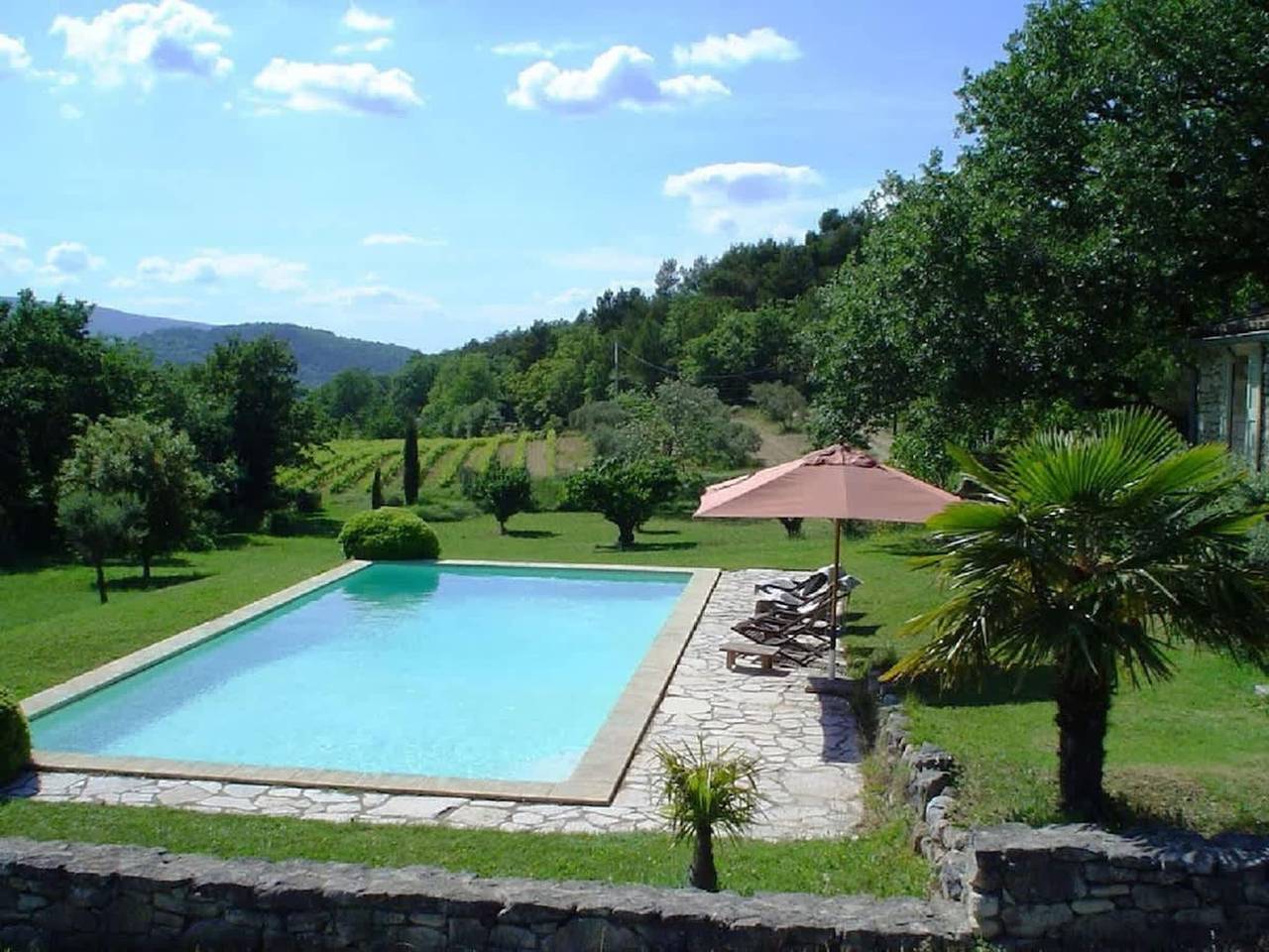 Provenzalisches Steinhaus in der Nähe von Bonnieux in Ménerbes, Regionaler Naturpark Luberon