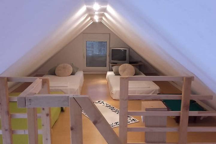 La maison de vacances Idylle est située au cœur du parc national de Skutariesee. in Monténégro