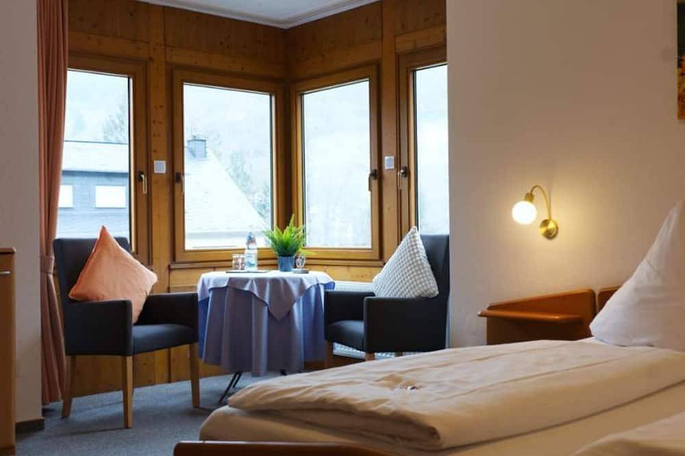 Double room \"Schieferfels\" - Weinhaus am Schieferfels in Veldenz, Bernkastel-Kues y alrededores