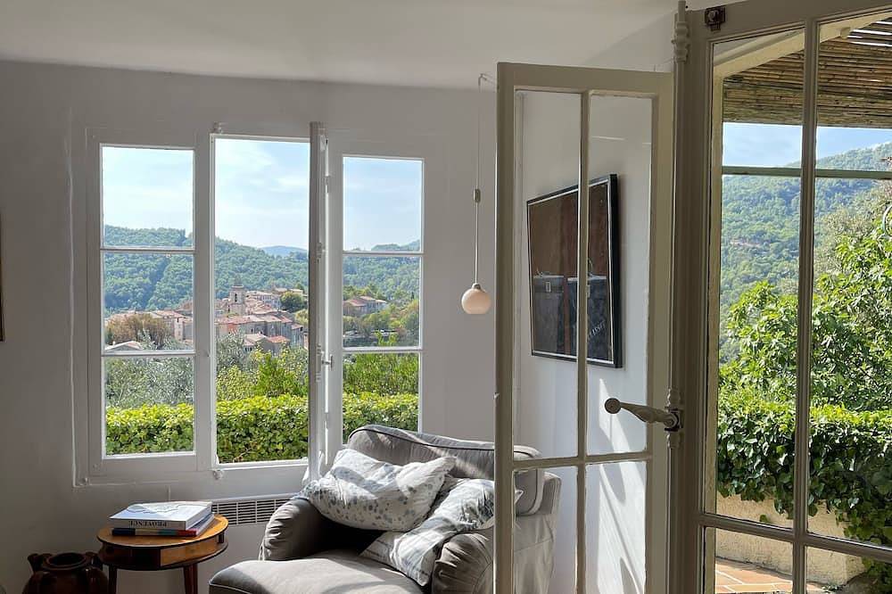 Charming villa in Claviers with private pool and astonishing view in Claviers, Draguignan region