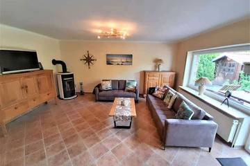 Ferienhaus für 6 Personen, mit Garten und Balkon, mit Haustier in Jemgum