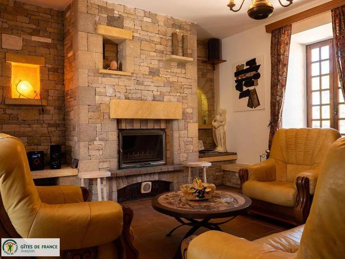 Location de vacances pour 7 personnes, avec vue ainsi que terrasse et jardin à Lugan - 4