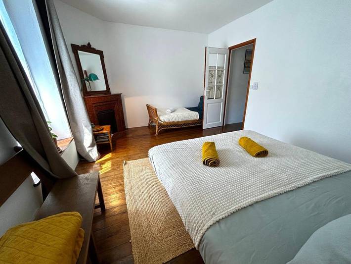 Two-Bedroom House in Thomery, Seine-et-Marne