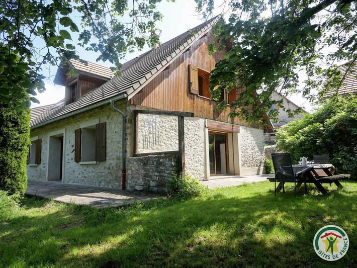 Gîte pour 10 personnes, avec jardin ainsi que sauna et terrasse - 1