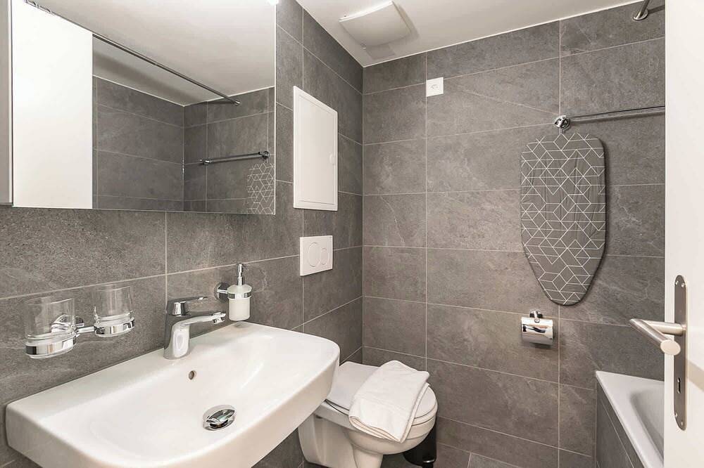 Entire apartment, Book2stay 2-room apartment #5 Kronberg up to 4 persons in St. Gallen, Lake Constance (Switzerland)