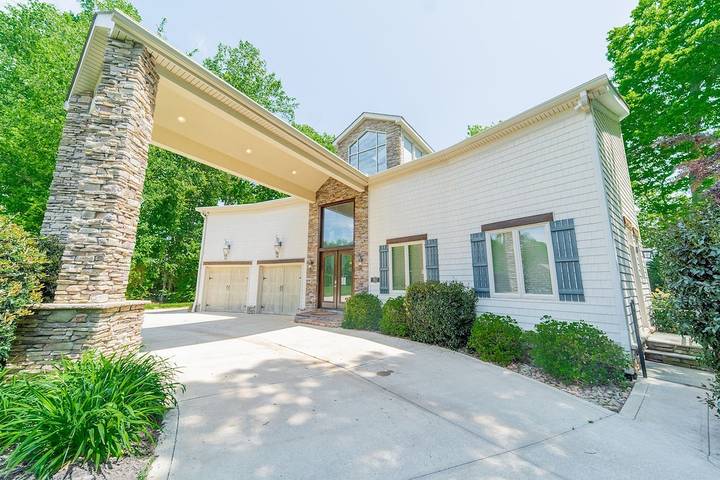 Ferienhaus für 33 Personen, mit Garten und Whirlpool - 1