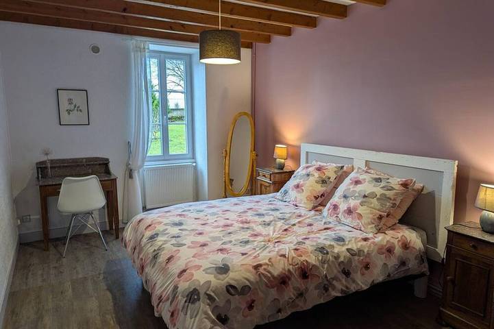 Gîte pour 4 personnes, avec jardin à Lignières-Sonneville - 2